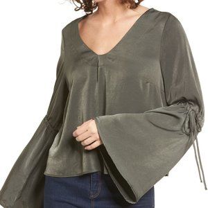 BP. Nordstrom Flare Sleeve Top Green Size Medium